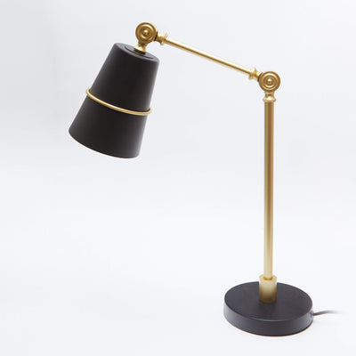 wrought-iron-table-lamp